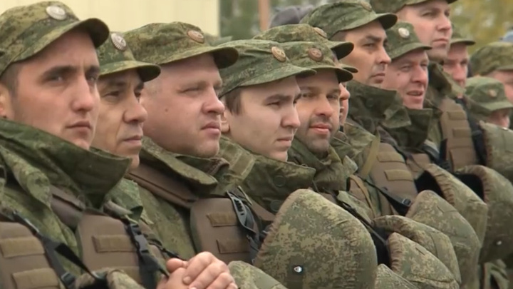 В Минобороны впервые показали, что происходит в 32-м военном городке в Екатеринбурге. Видео