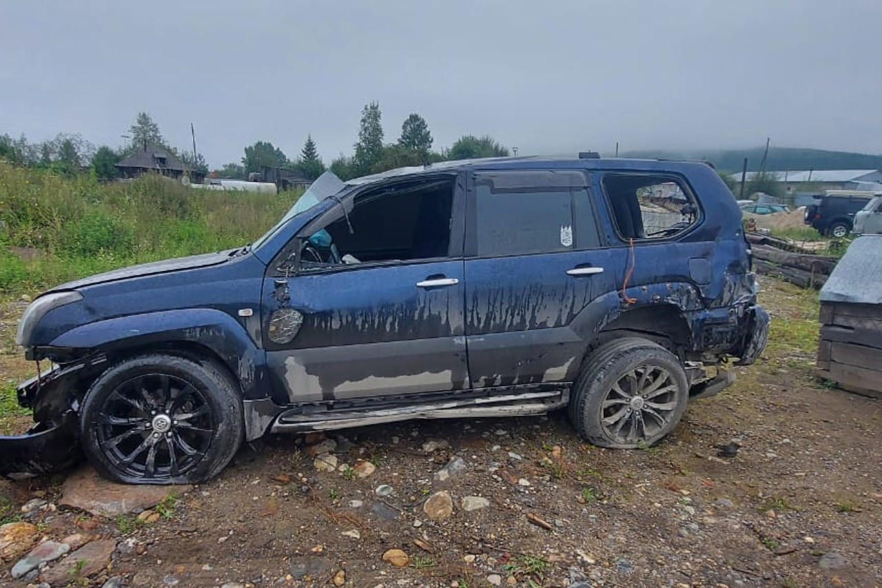 В Бодайбо внедорожник под управлением пьяного лихача попал в ДТП - 15  августа 2022 - ИРСИТИ.ру