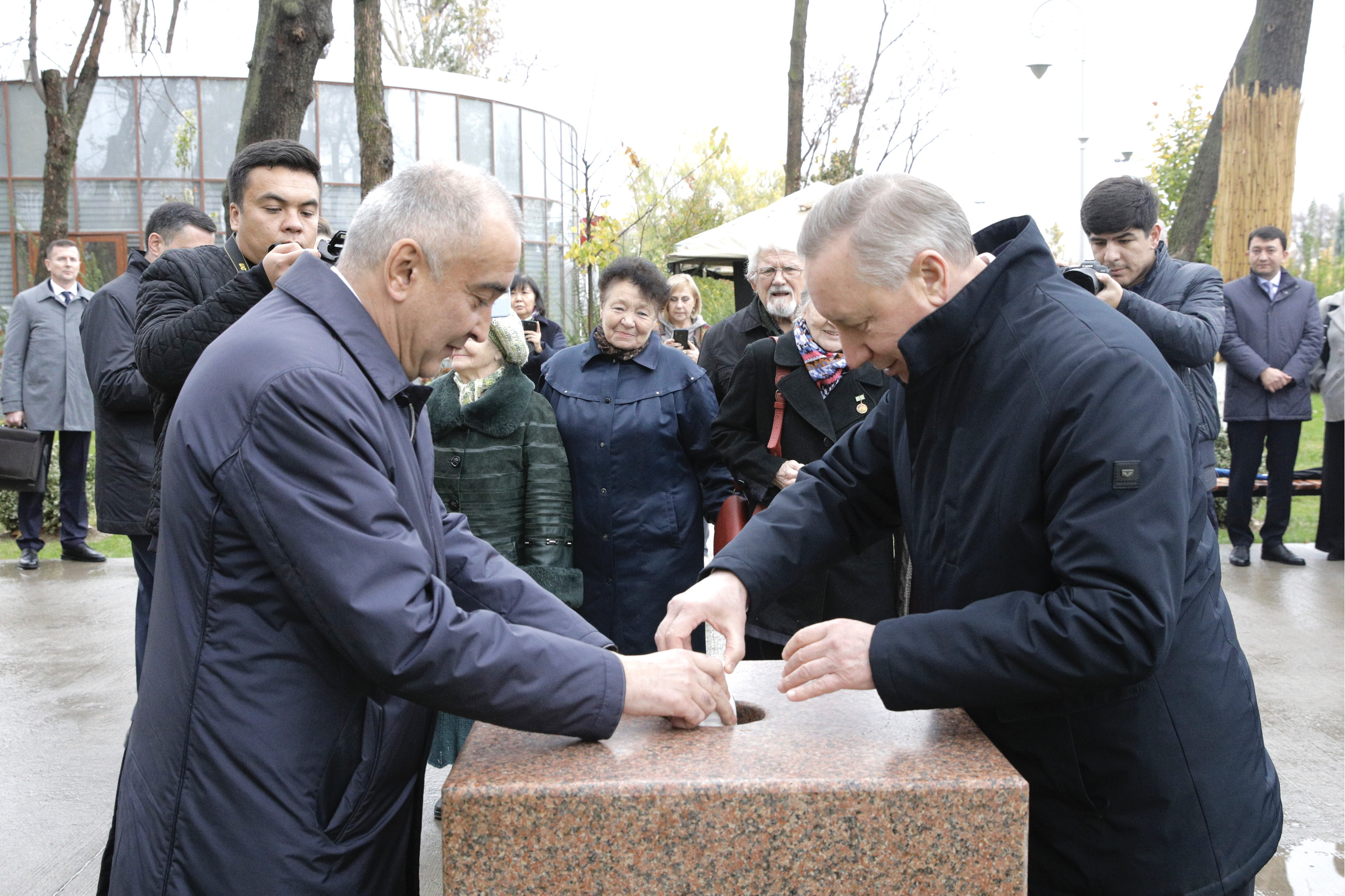 В Ташкенте заложили камень в «Ленинградский монумент» | 07.11.2022 |  Санкт-Петербург - БезФормата