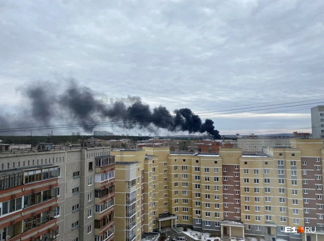 Дым от взрыва был виден издалека Дым от взрыва был виден издалека