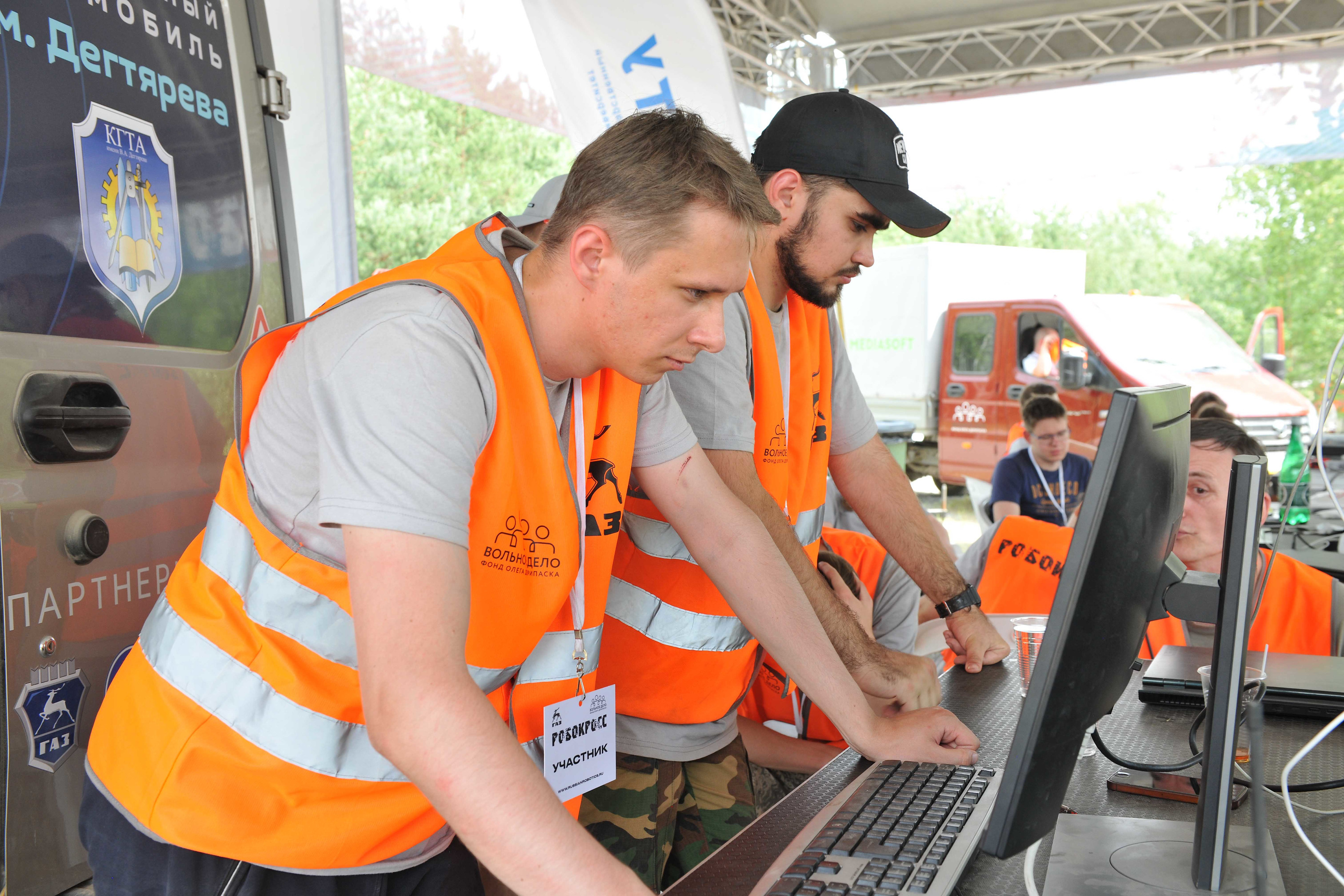 Участники «РобоКросса» трудились на полигоне ГАЗа с 5 по 8 июля