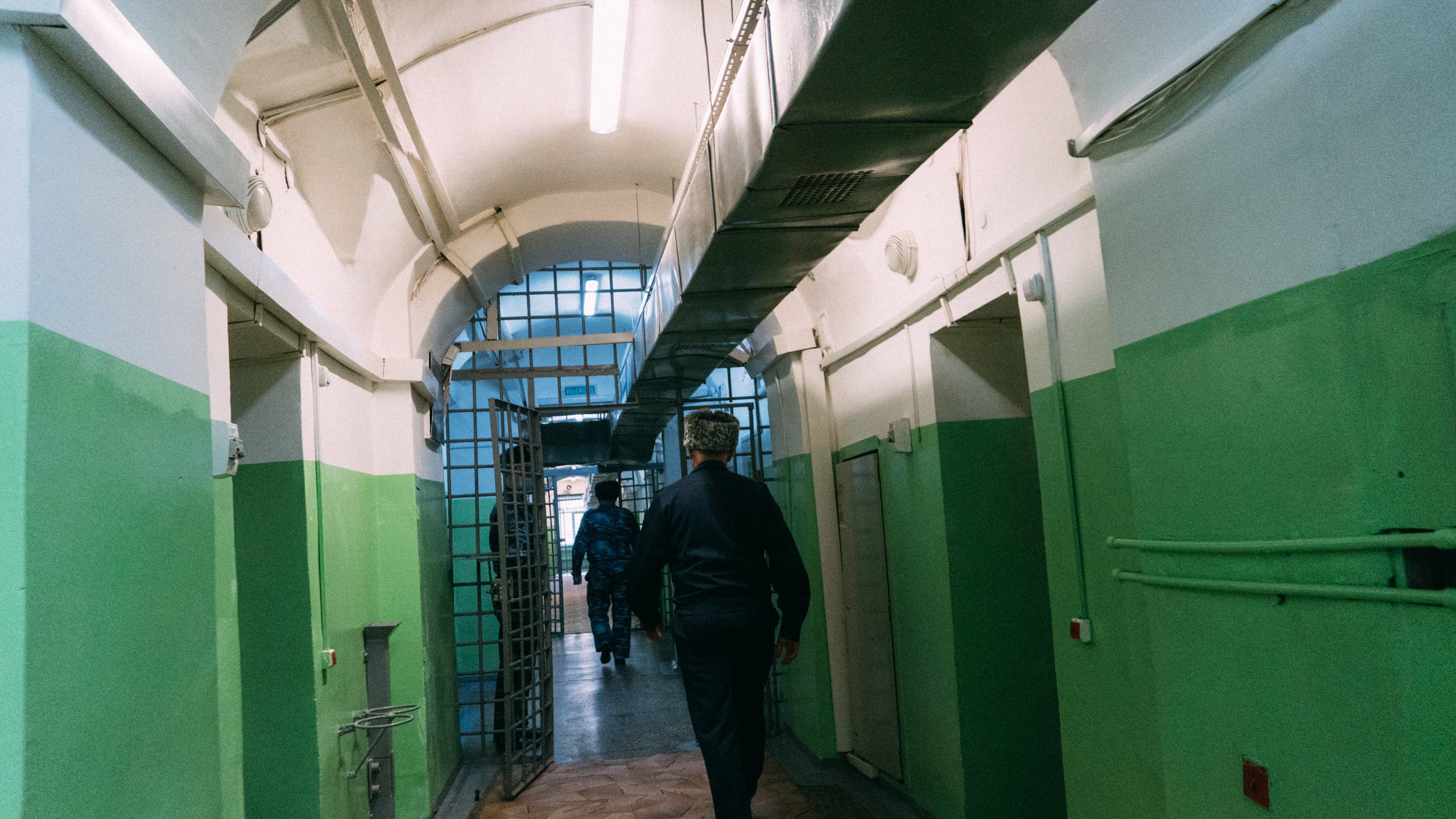 В Кемерове заключенные взяли в заложники сотрудников СИЗО