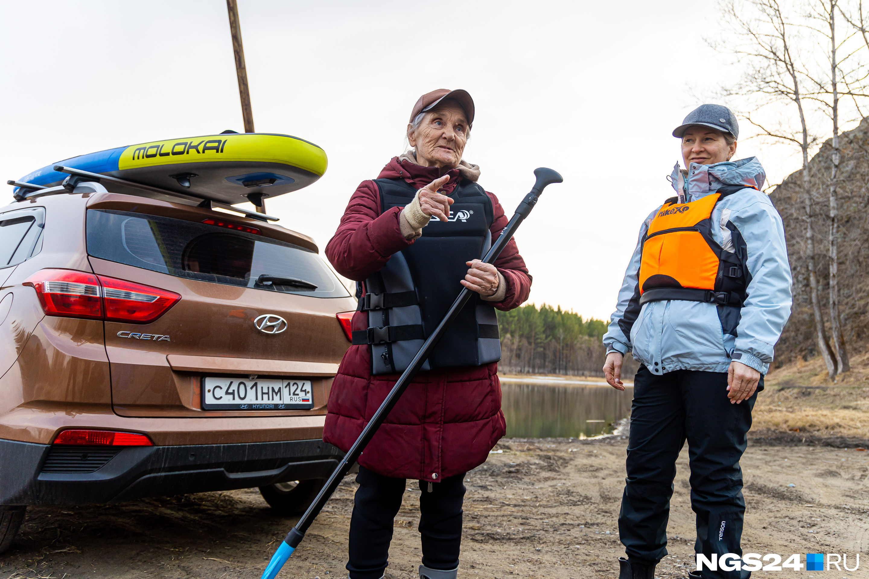 Галина Стерехова в 80 лет научилась кататься на сапборде