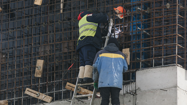 «Лишился глаза»: строителю в Шерегеше разрезало лицо болгаркой