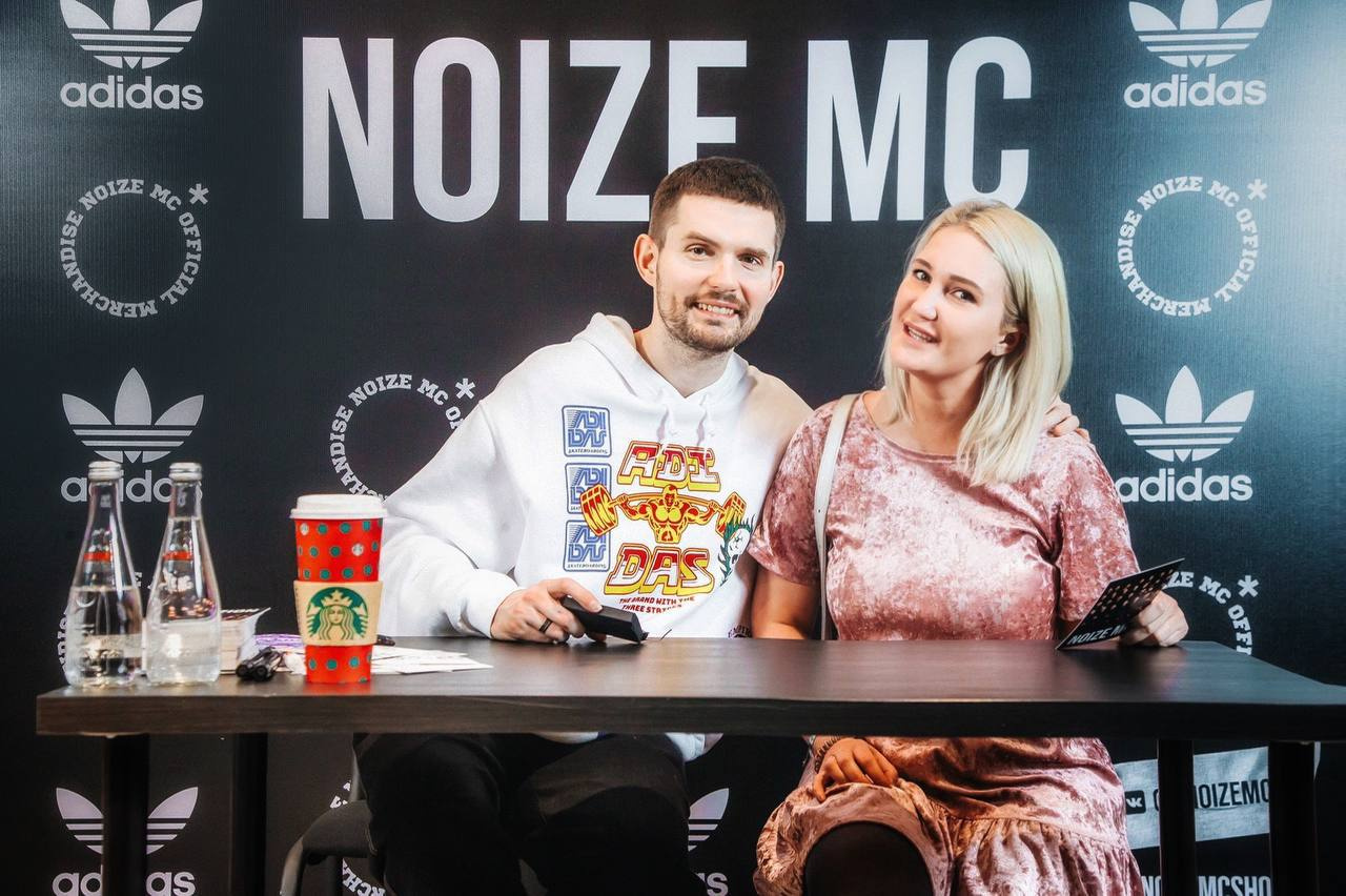 Ребята подружились с Noize MC, и он на них сам подписался Ребята подружились с Noize MC, и он на них сам подписался