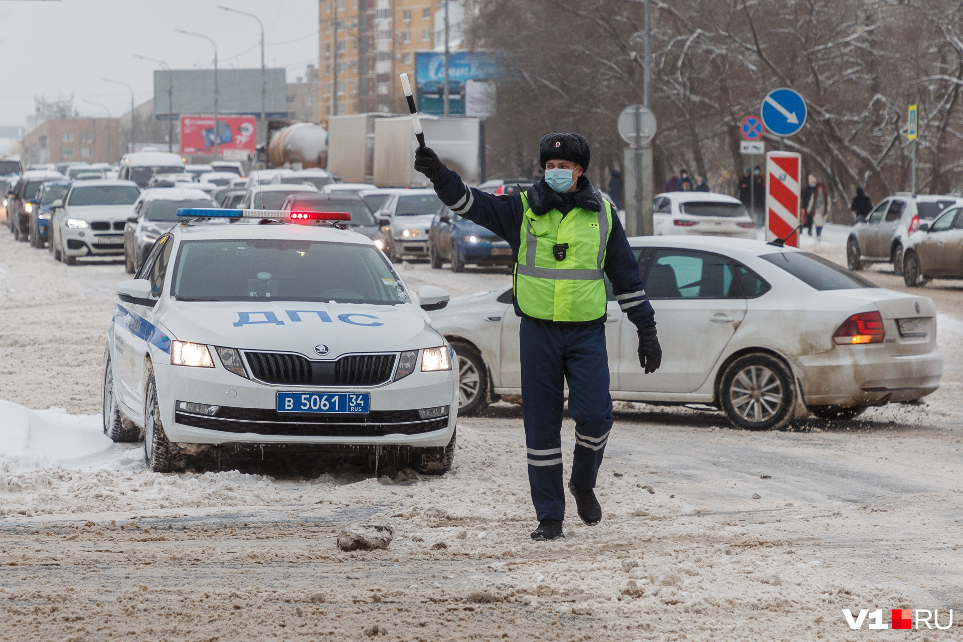 Вот только фур здесь еще не хватало Вот только фур здесь еще не хватало