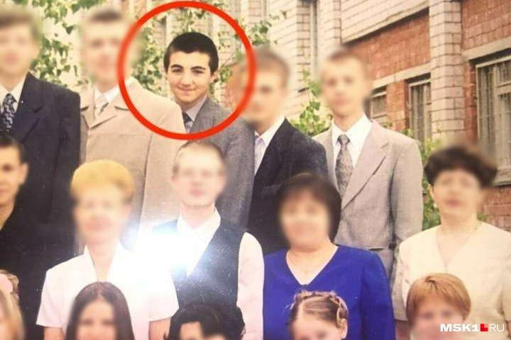 Артем Казанцев во время учебы в школе, из-за стрижки у него была кличка Ежик
