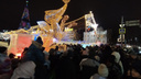В ледовом городке адок: горожане проснулись и ринулись гулять в центр Екатеринбурга