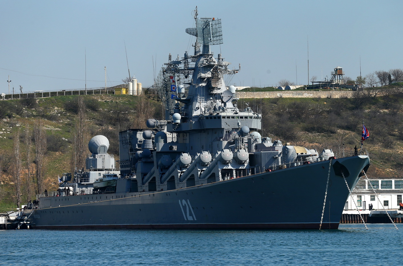 Петербургский военкомат прислал повестку моряку с «Москвы». Мать ищет его с апреля
