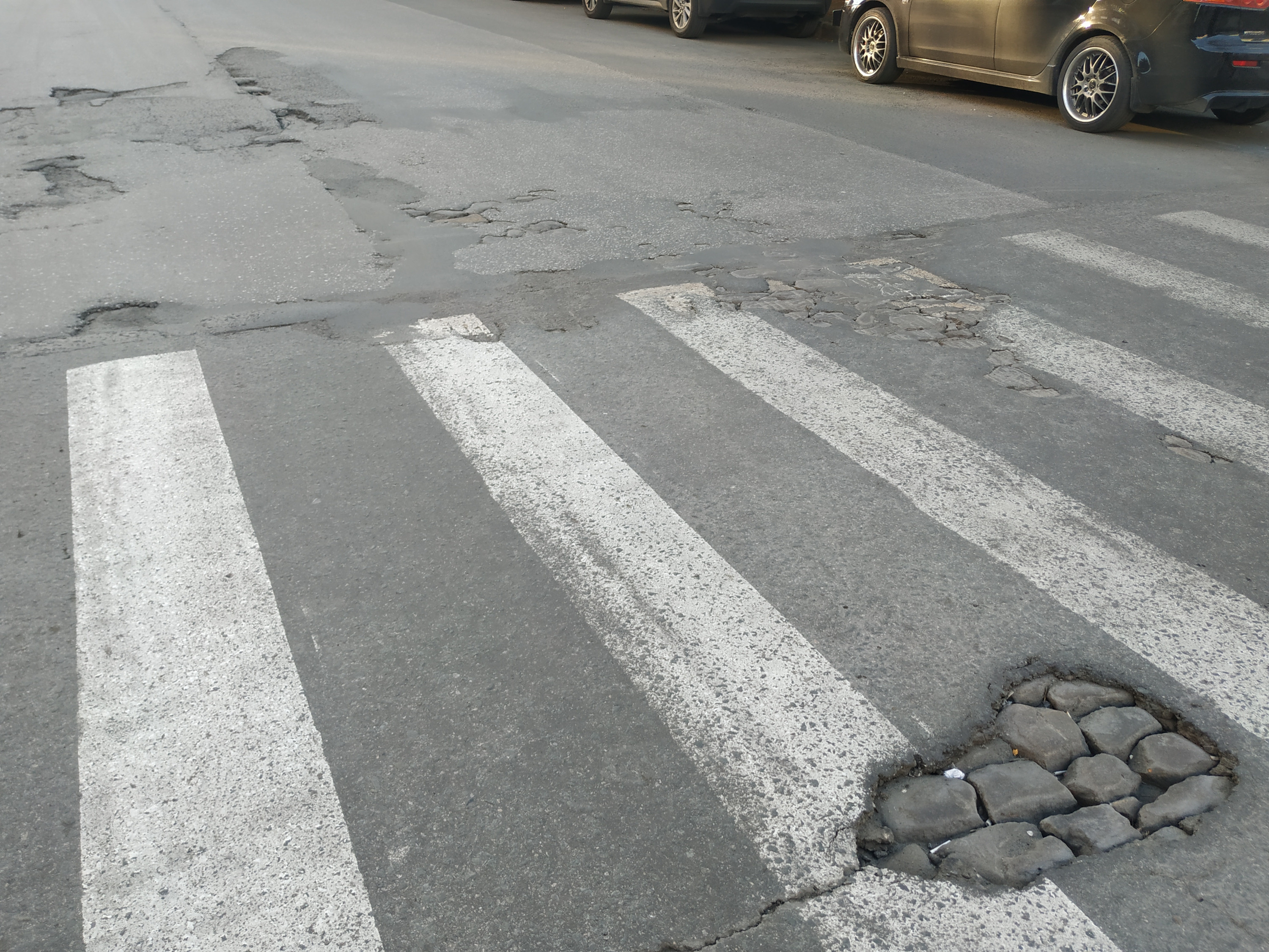Мостовая на пешеходном переходе ул. Ленина, 2021 год Мостовая на пешеходном переходе ул. Ленина, 2021 год