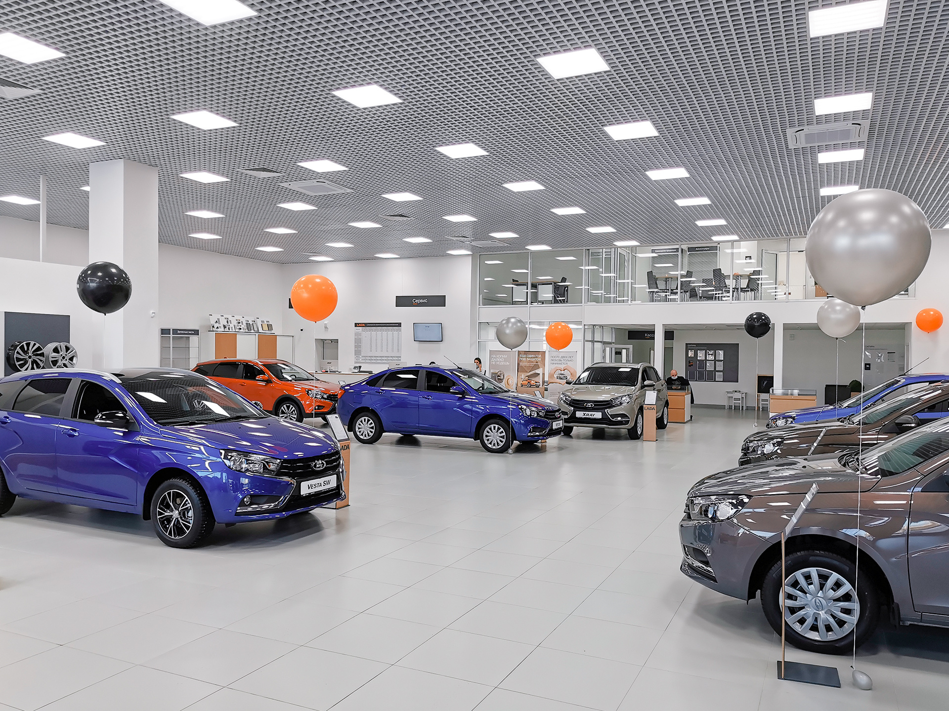 Это четвертый по счету автоцентр LADA компании «Сатурн» Это четвертый по счету автоцентр LADA компании «Сатурн»