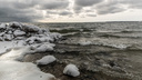 Новосибирские пляжи покрылись льдом — 15 атмосферных фото