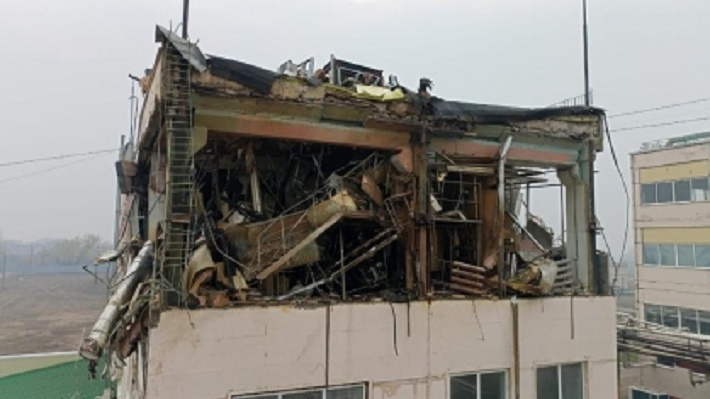 Взрыв на заводе «Синтез»: что произошло