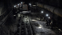 Около 200 человек эвакуируют из шахты в Кузбассе
