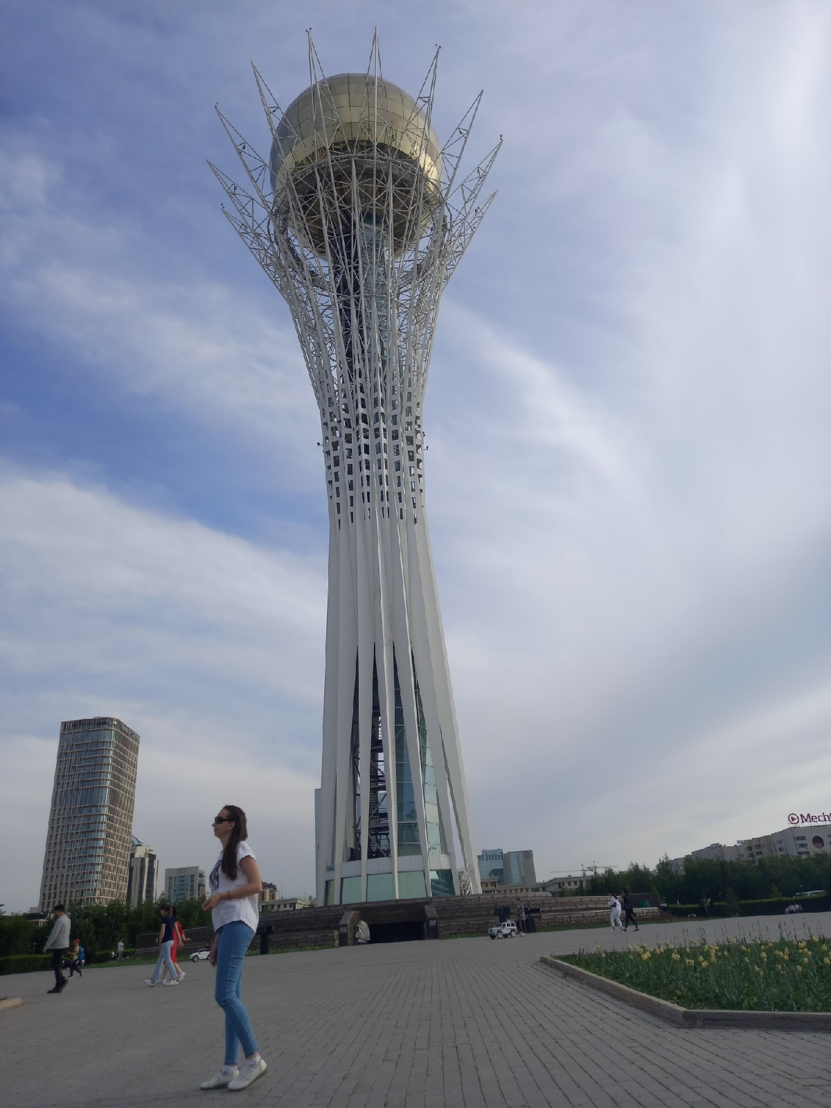 Можно приехать полюбоваться на столицу Казахстана — Нур-Султан