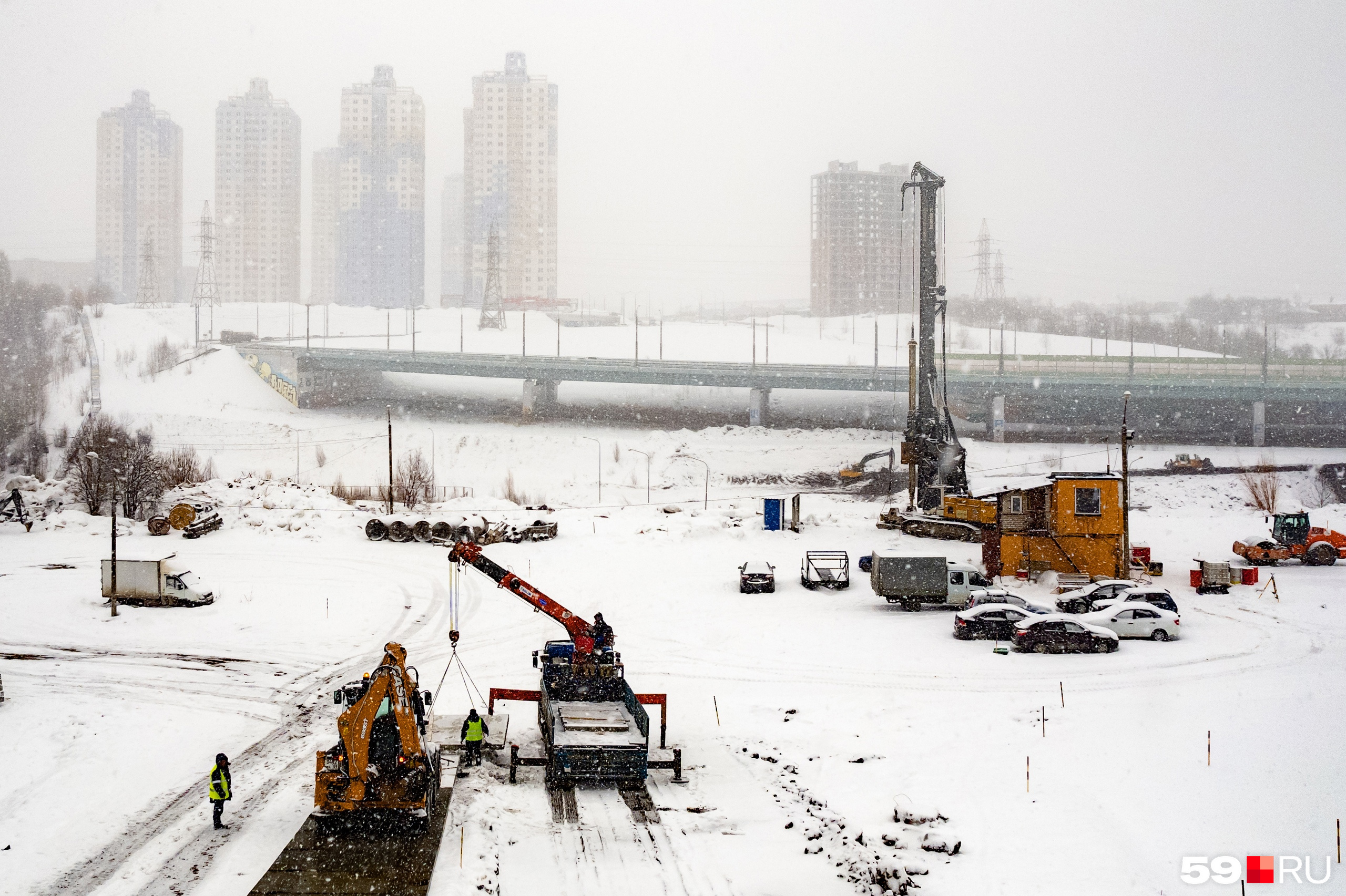 Вместо огибающих объектов с Садового в сторону Грибоедовского вскоре напрямую появится мостовой переход