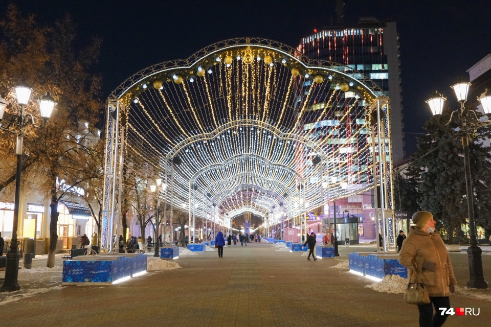 Светомузыкальный фонтан устанавливают на Кировке третий год подряд