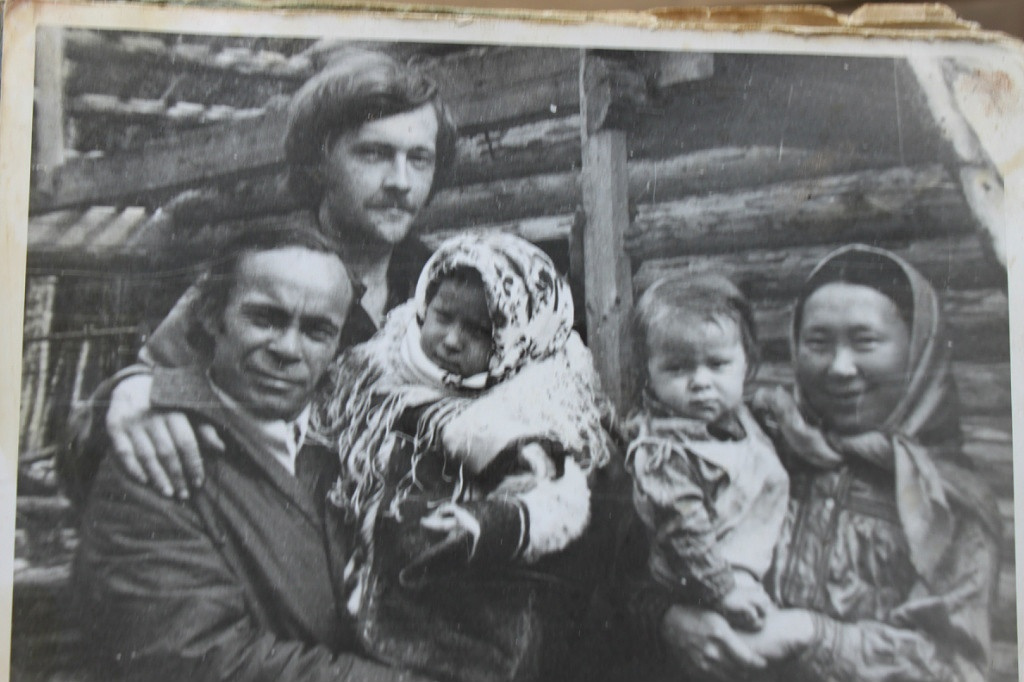 Виктор Мальцев и семья Владимира Анямова (ориентировочно 1986–1988 годы)