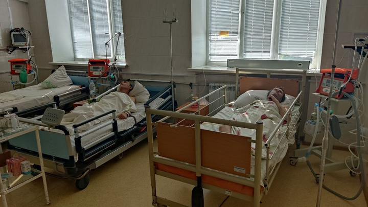 Больница Ясиноватой получила аппараты ИВЛ из Челябинской области