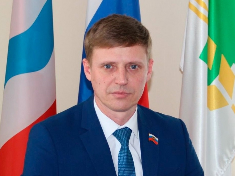 Аркадий Ефименко только в начале этого года возглавил Марьяновский район
