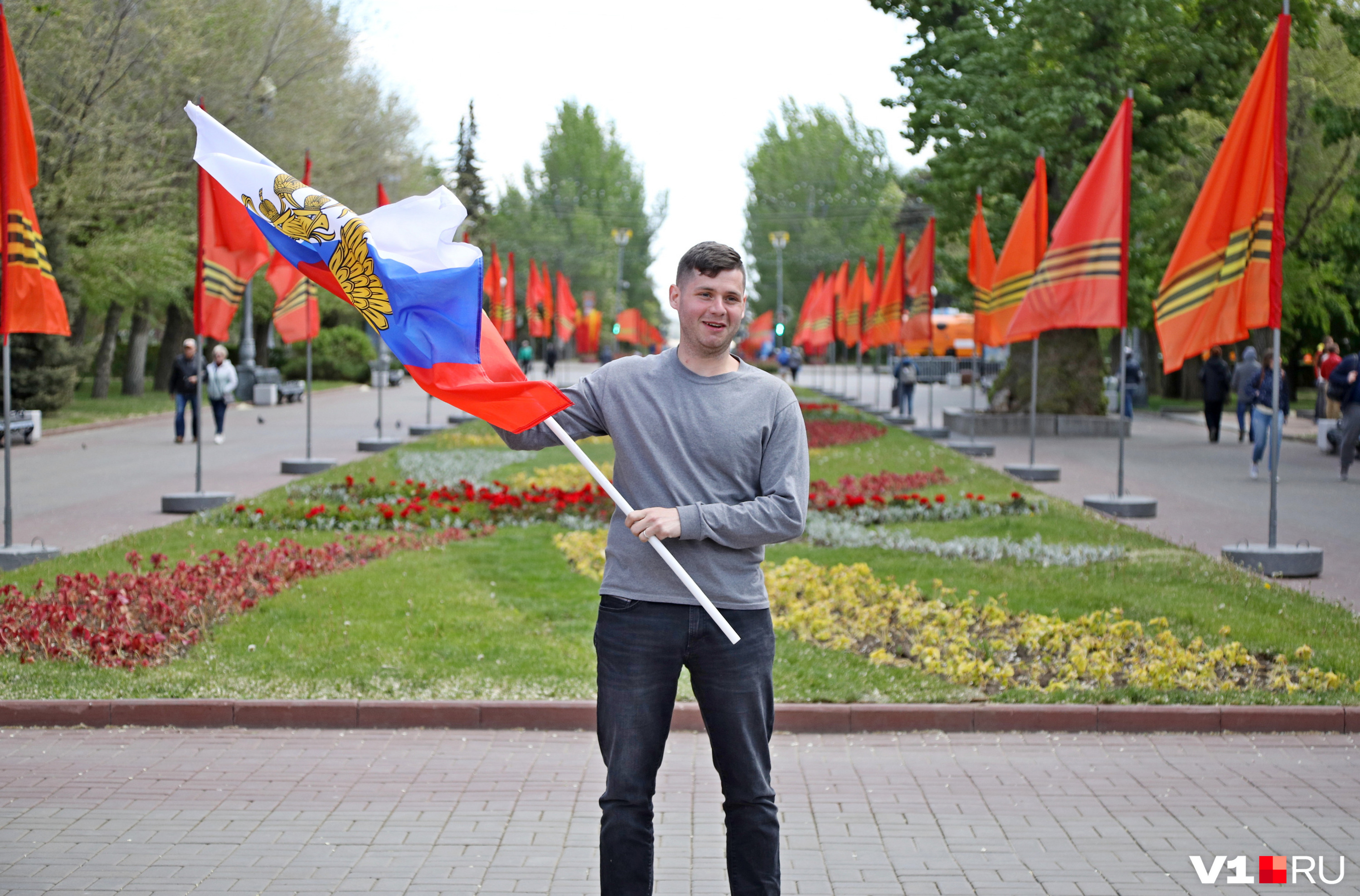 Только в России, считает Ричард, он может не скрывать свои политические взгляды и говорить то, что хочет