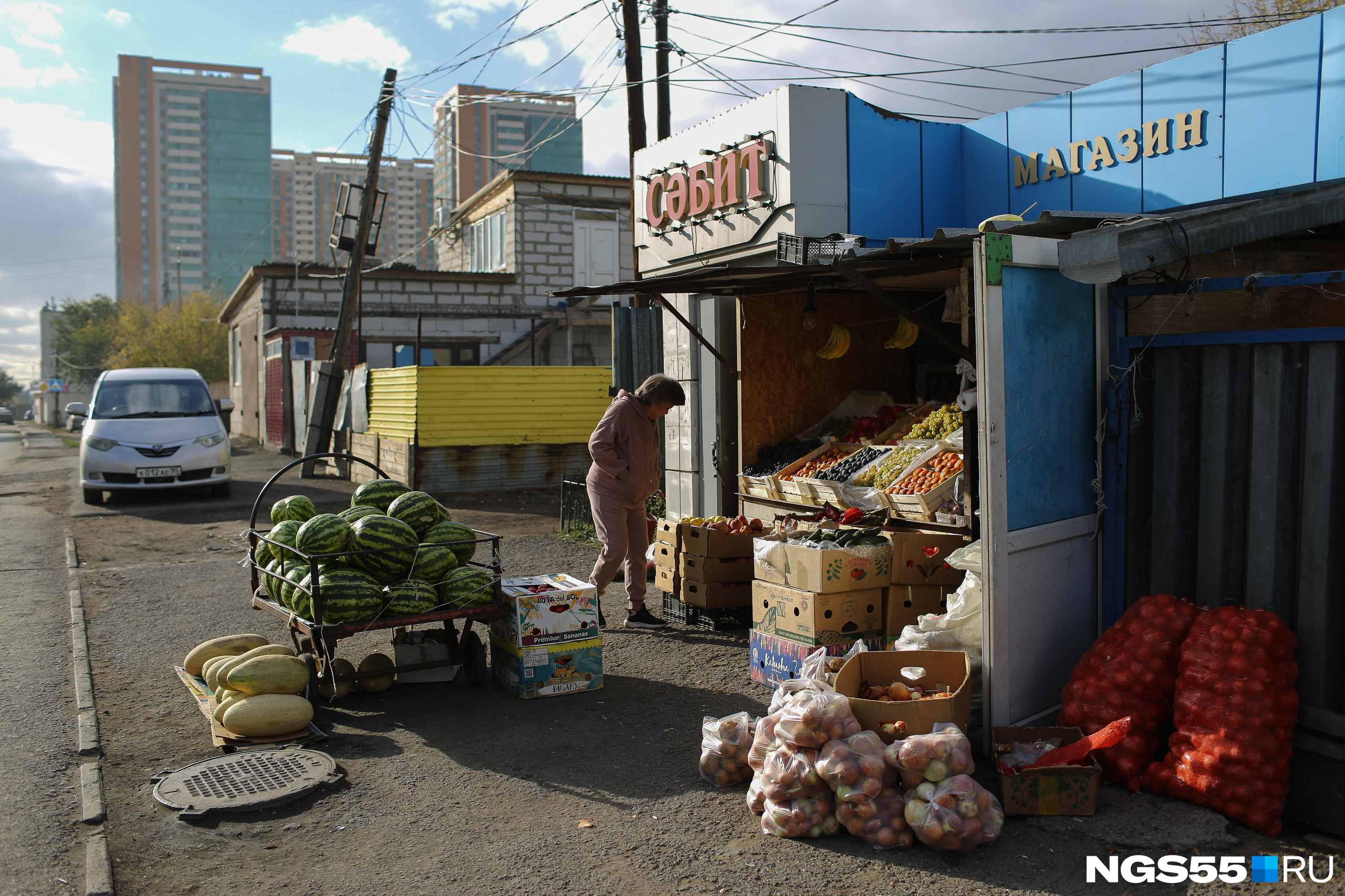 Стройные ряды киосков и рынки в Астане навевают воспоминания о 90-х