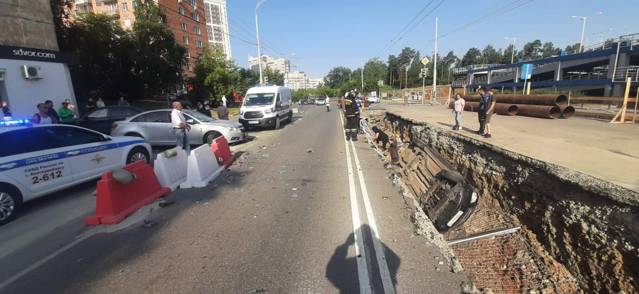В больницу доставили трех пострадавших пассажирок В больницу доставили трех пострадавших пассажирок