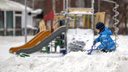 «Меры предосторожности при пандемии»: в ярославском садике детей заставили гулять в мороз