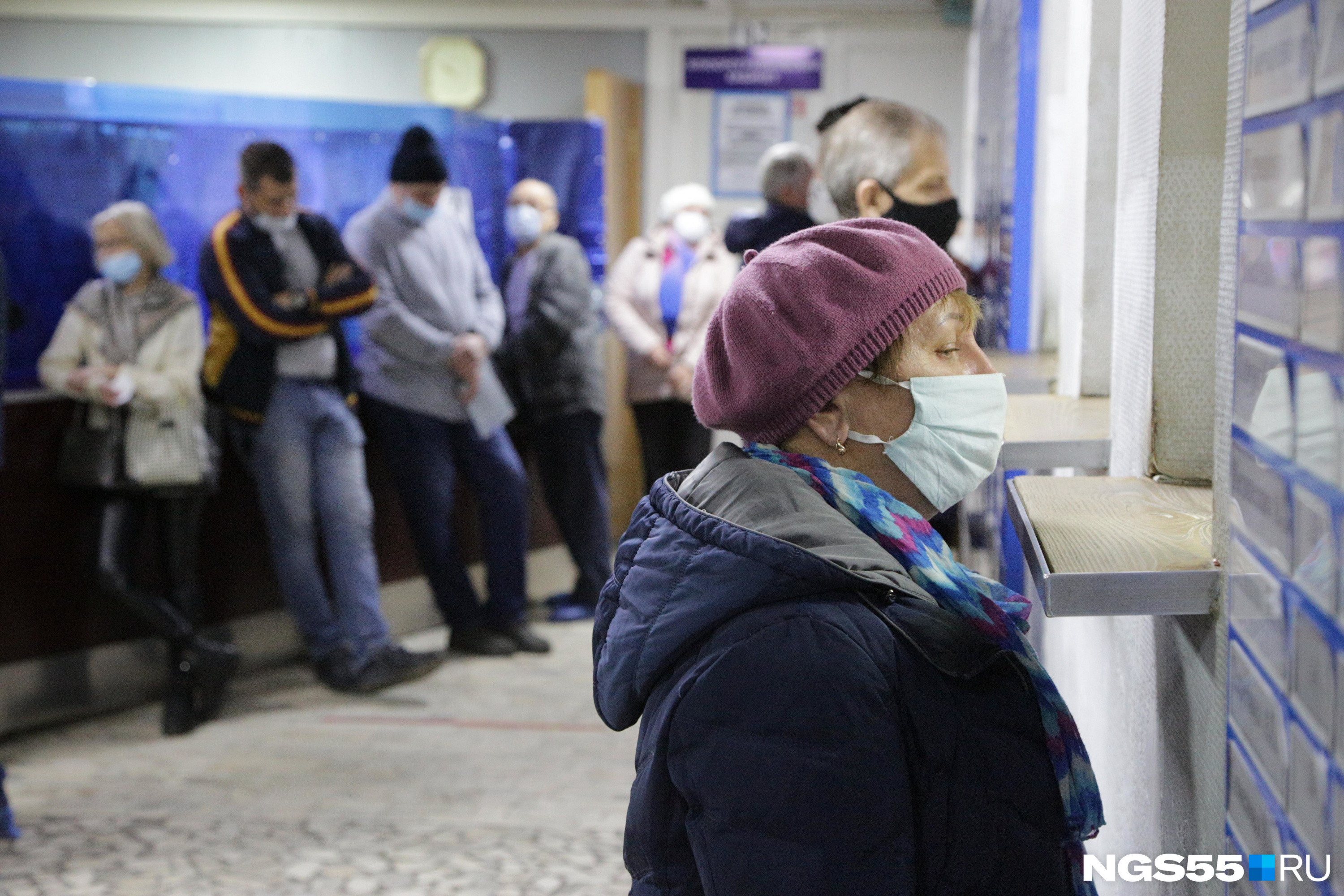 Если у вас есть признаки гриппа или ОРВИ, то можно обратиться в кабинет неотложной помощи — талон для этого брать не нужно Если у вас есть признаки гриппа или ОРВИ, то можно обратиться в кабинет неотложной помощи — талон для этого брать не нужно