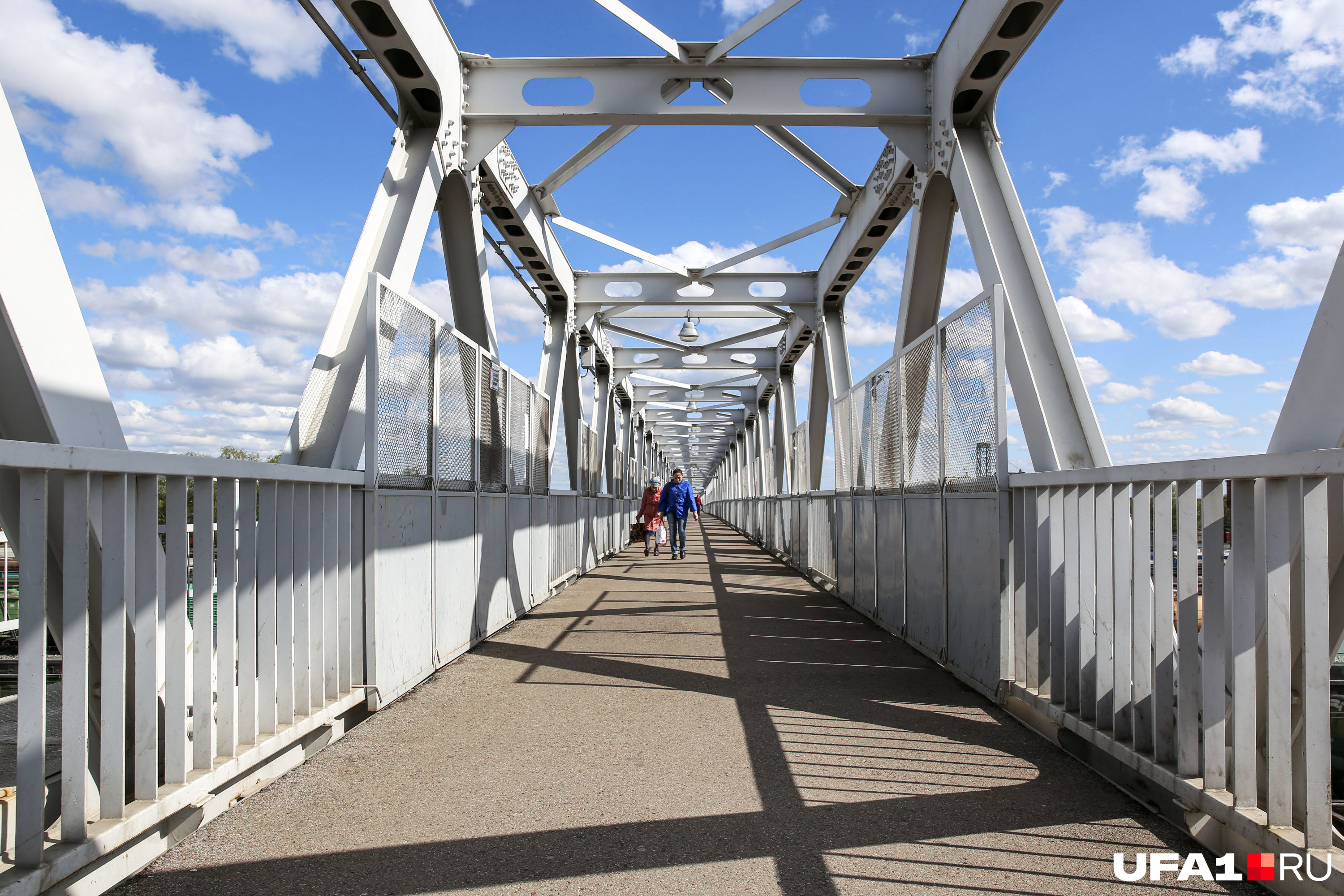 голицыно жд станция мост. путепровод александровской фермы. путепровод железнодорожный мост. эстакадный железнодорожный мост. мост в мичуринске.