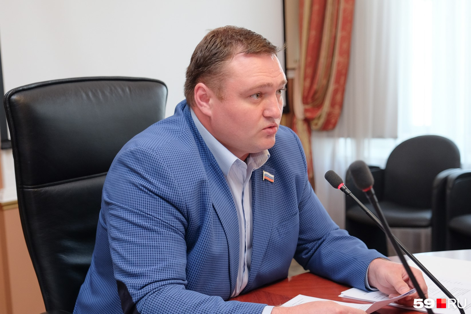 Александру Борисову также хорошо знакомы и заседания комитетов, и депутатские прения