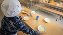 В Челябинске прокуратура нашла нарушения у поставщика школьного питания. Но они не касаются качества еды