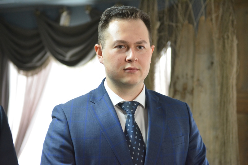 Трубин в парламенте занимает пост зампредседателя комитета по социальной политике Трубин в парламенте занимает пост зампредседателя комитета по социальной политике