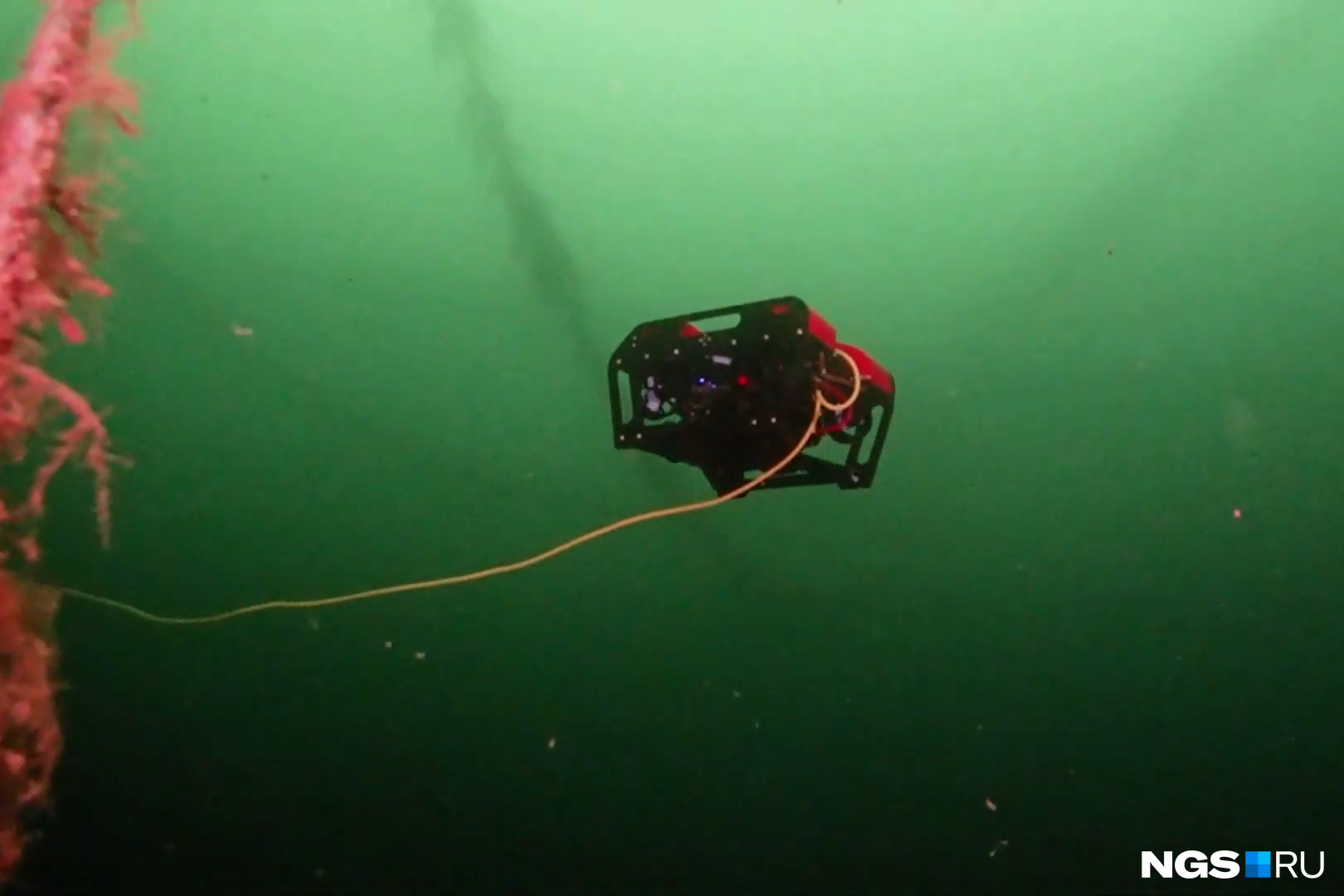 Подводный дрон может работать на глубине до 150 метров