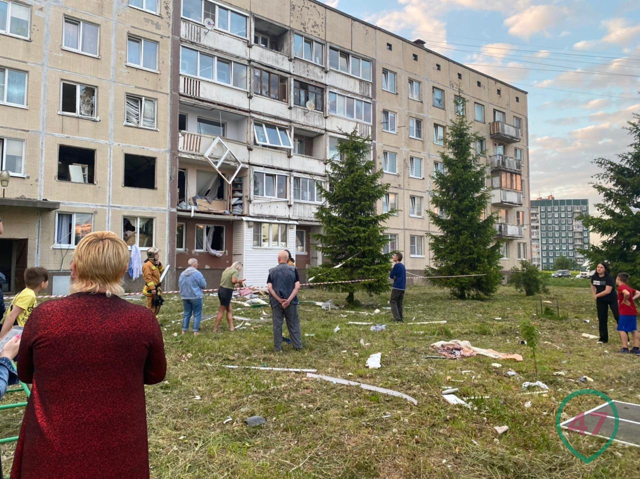 Разрушенные квартиры после взрыва газа в поселке Русско-Высоцкое в  Ленобласти 11 июня 2022 г. - 12 июня 2022 - ФОНТАНКА.ру