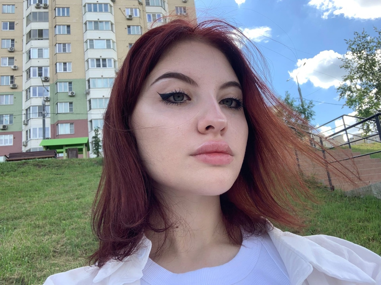 Екатерина Кулабухова передумала быть юристом и выбрала лингвистику. Уедет она в Москву Екатерина Кулабухова передумала быть юристом и выбрала лингвистику. Уедет она в Москву