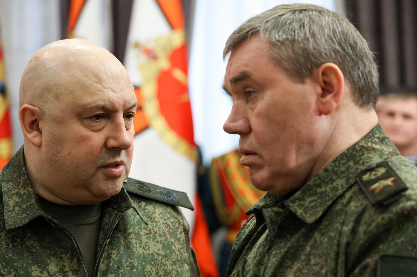 Суровикин плюс Герасимов равно... Как армейская кадровая политика стала публичнее некуда