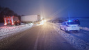 «По очереди выпрыгивали в снег»: родственник пассажира — о ДТП с автобусом и фурой под Новосибирском