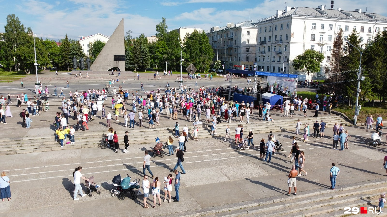 Площадь мира архангельск фото