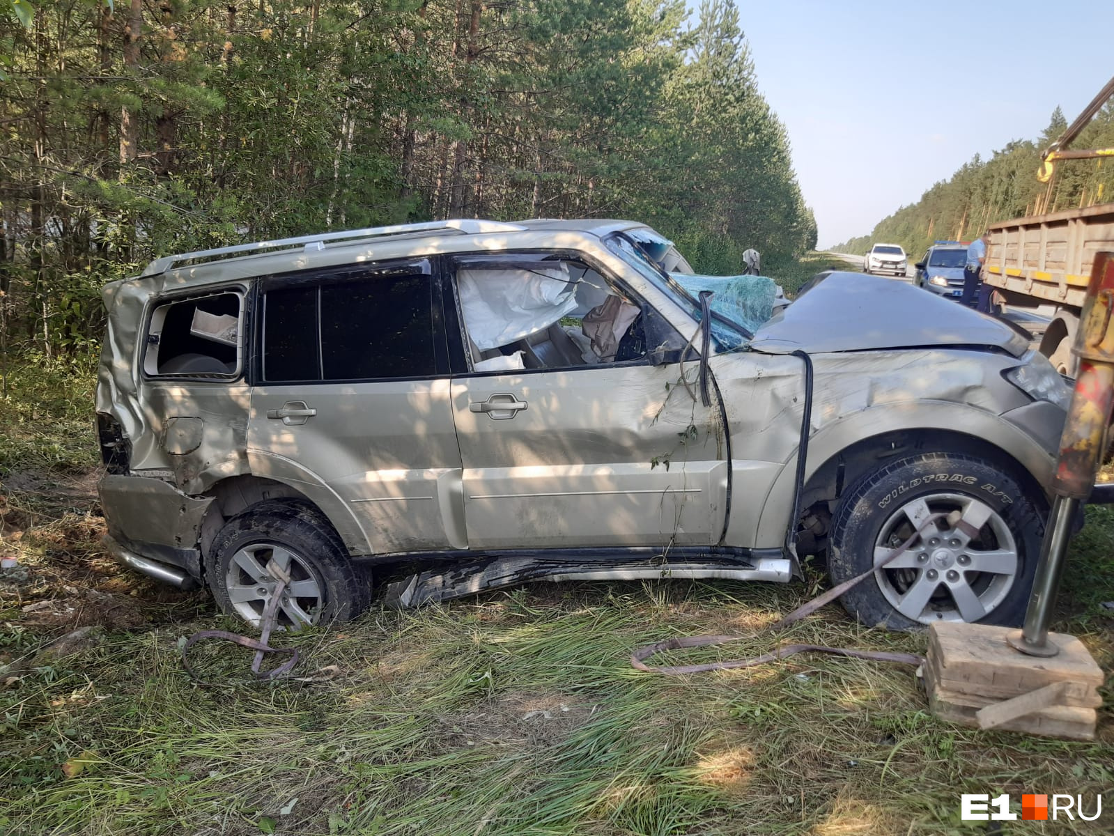 Водитель и пассажир пострадали в аварии Водитель и пассажир пострадали в аварии