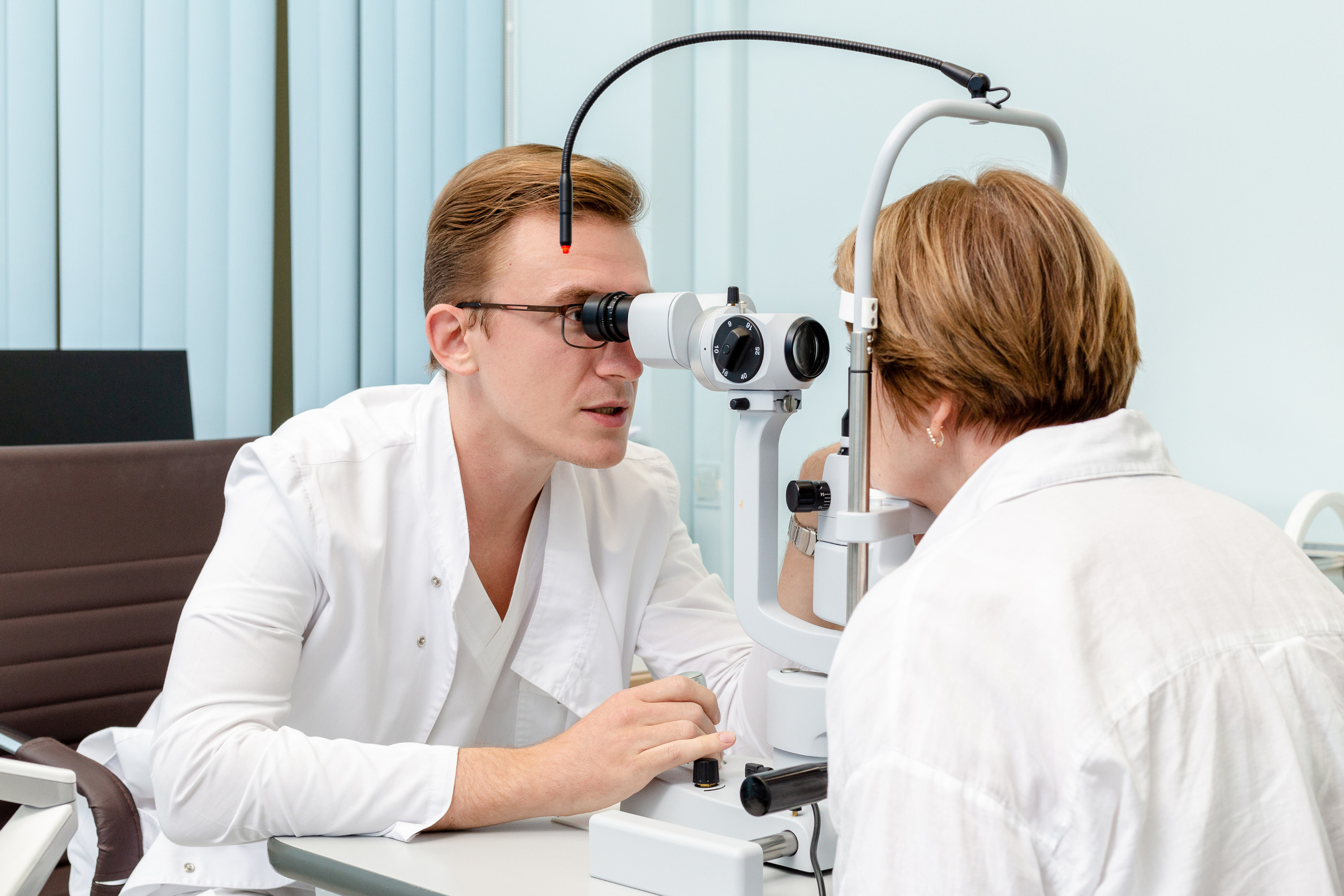 Лечение катаракты в спб