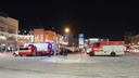 Больше десятка пожарных машин собрались на площади Ленина — что там происходит