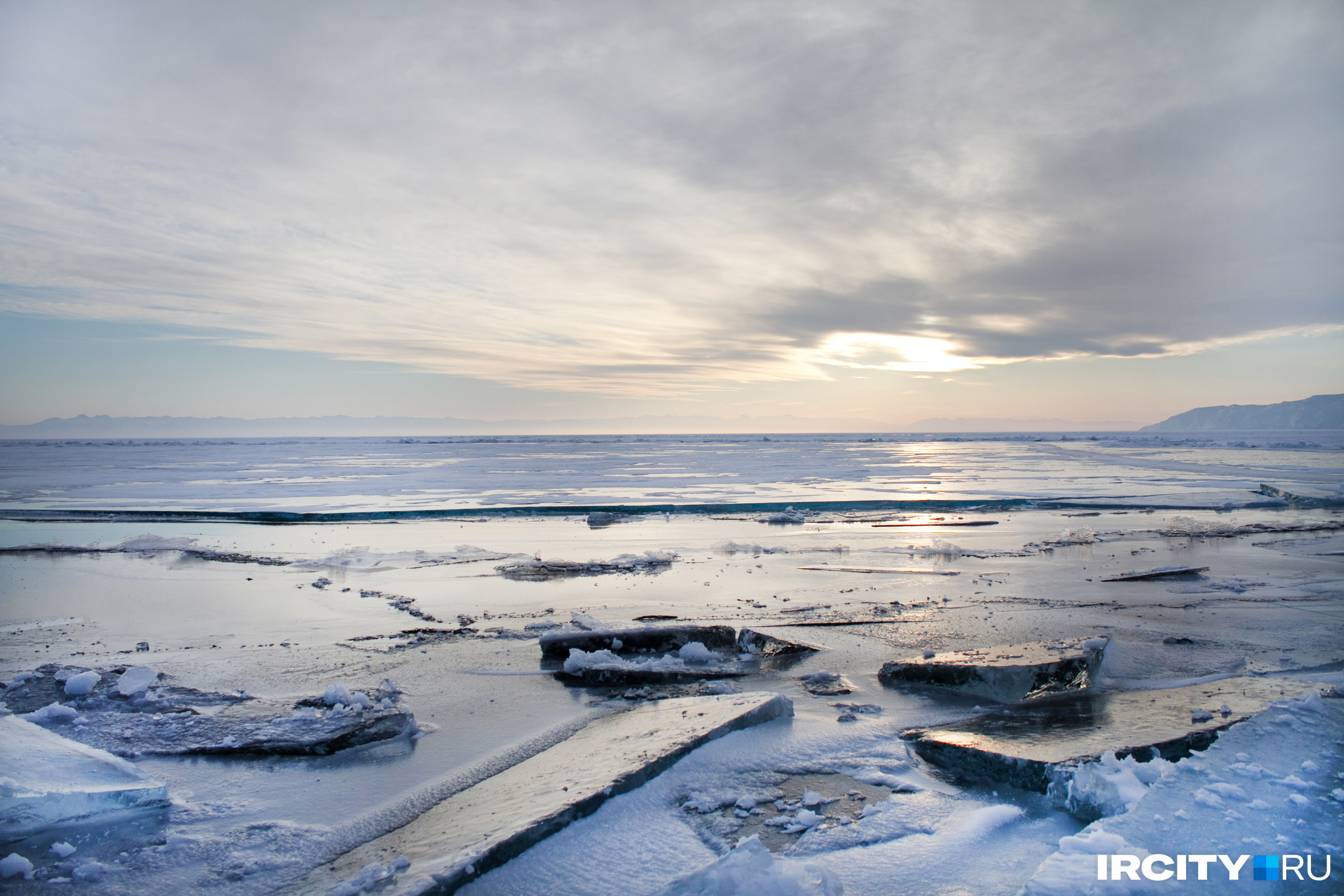 Иркутские ученые исследуют световое загрязнение на Байкале