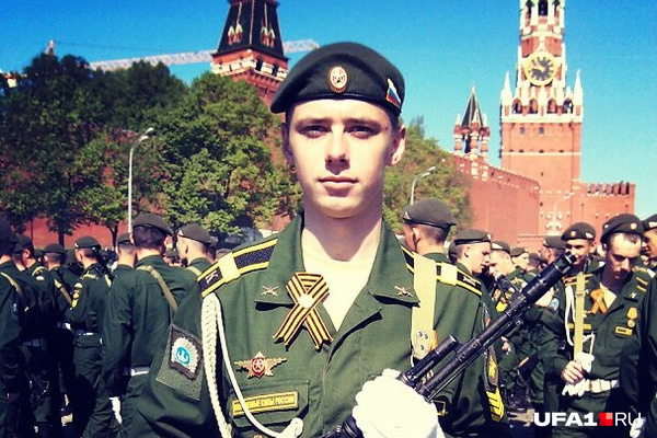 Алексей Кондратьев участвовал в параде на Красной площади в Москве Алексей Кондратьев участвовал в параде на Красной площади в Москве