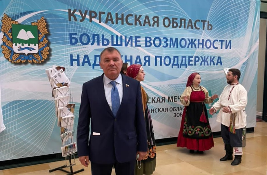 Александр Ремезков является депутатом Госдумы с 2011 года Александр Ремезков является депутатом Госдумы с 2011 года