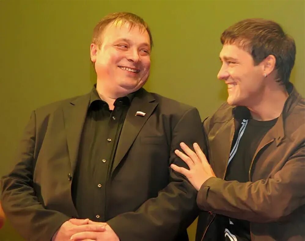 Бывший продюсер «Ласкового мая» Андрей Разин и Юрий Шатунов Бывший продюсер «Ласкового мая» Андрей Разин и Юрий Шатунов