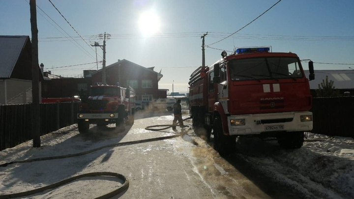 МЧС: Неисправность электрооборудования стала причиной пожара с пятью погибшими в Хомутово