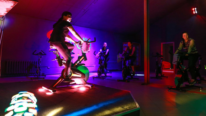 «Снегопад скидок» до 50% на вело-фитнес начался в Cycle Club в Чите
