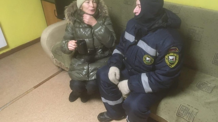 63-летняя иркутянка пошла гулять на Иркутское водохранилище и заблудилась во время метели