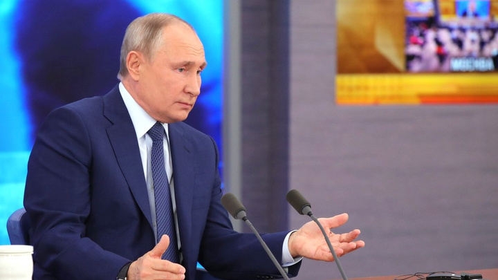 Путин заявил, что не поддерживает обязательную вакцинацию от COVID-19
